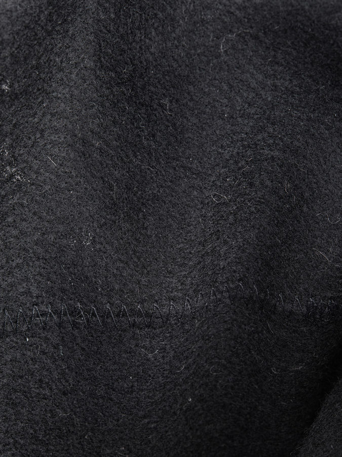 1932040_1